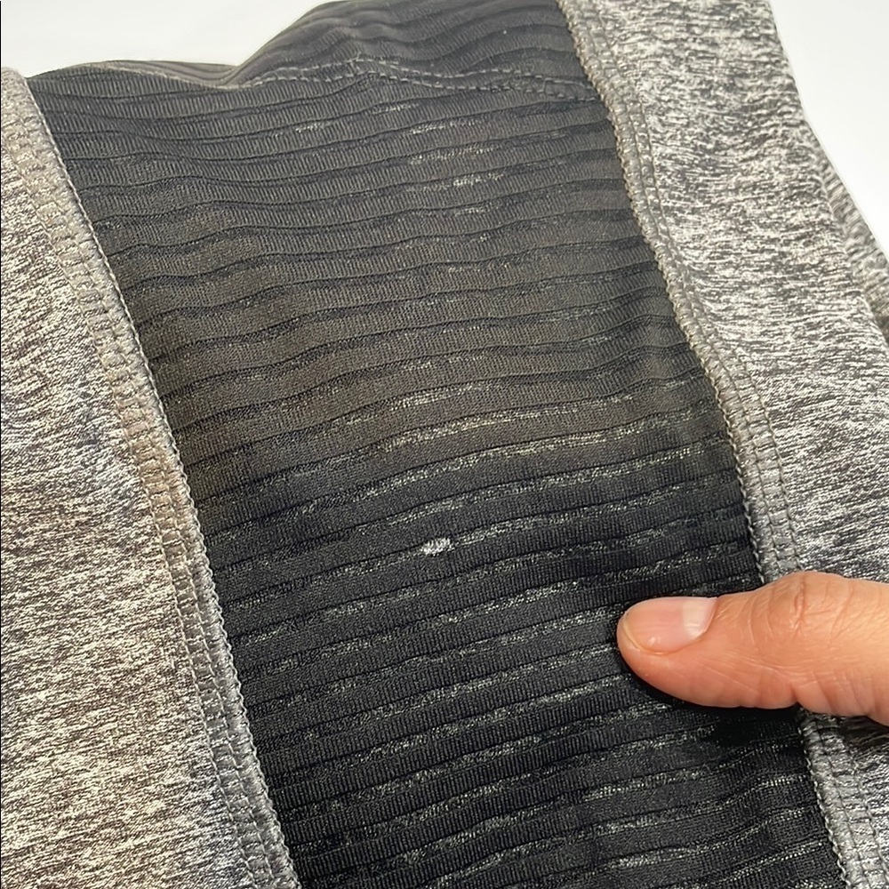 Gray and Black Athletic Leggings - Picture 5 of 6